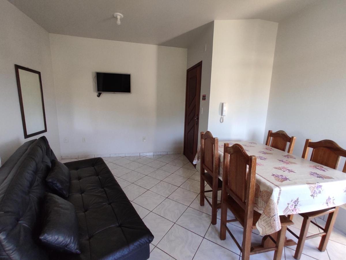 شقة Residencial Medeiros Guarda do Embaú الغرفة الصورة