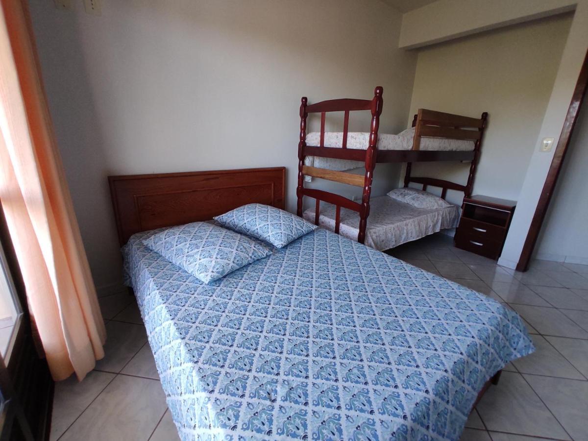شقة Residencial Medeiros Guarda do Embaú الغرفة الصورة